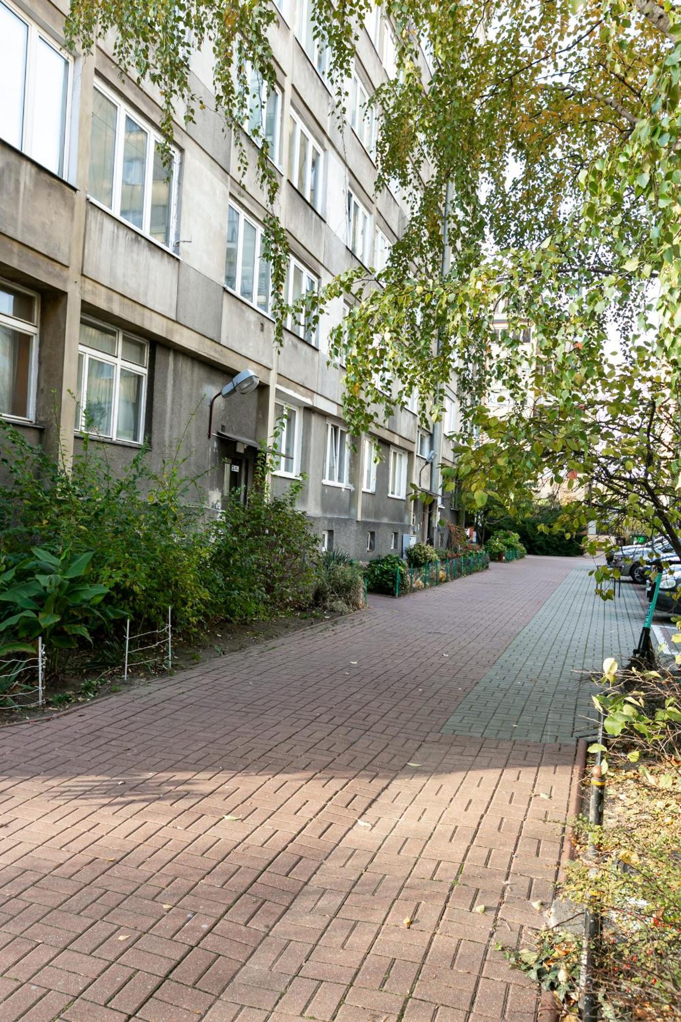 Nowogrodzka 78 - Apartament Dla 4 Osob - 200M Od Szpitala Klinicznego Na Lindleya - 1Km Do Dworca Centralnego - Wifi - Smart Tv 45 Cali Warsaw Luaran gambar